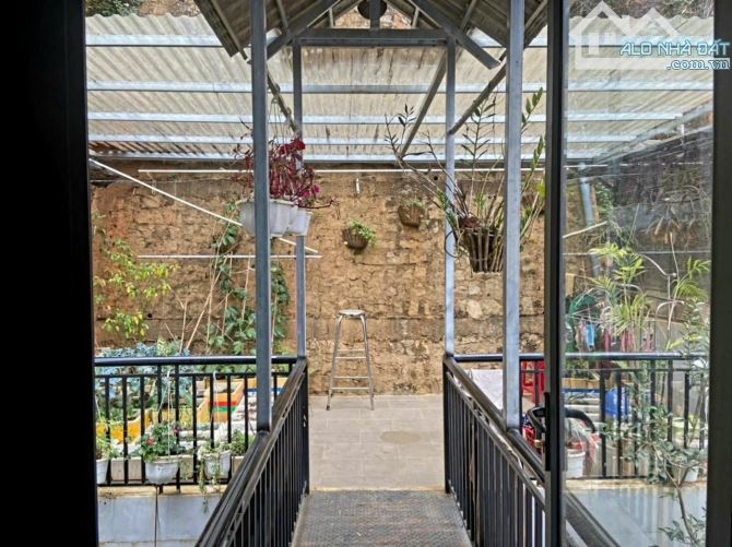 Chỉ Hơn 10 Tỷ sở hữu ngay căn Villa diện tích lớn(6.2x25) Gần Trung Tâm, Khu vực An Ninh . - 2