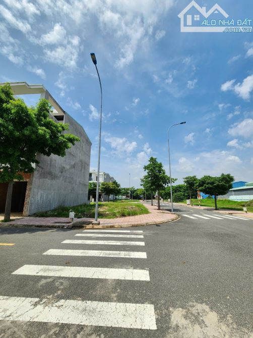 4,5Tỷ TL🔥Bán đất 2 Mặt Tiền, gần Vsip1, KDC Lê Phong Thuận Giao, p.Thuận Giao_Thuận An - 2