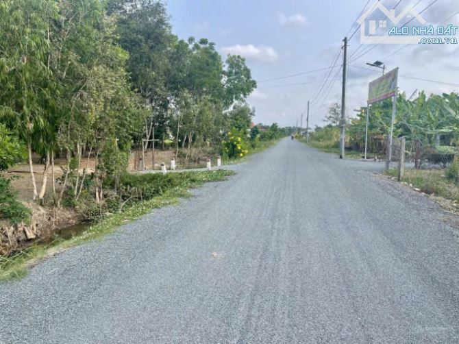Chính chủ gửi 184m2 ( 7,9m x 23m ) đất thổ giá 1ty5 - 2