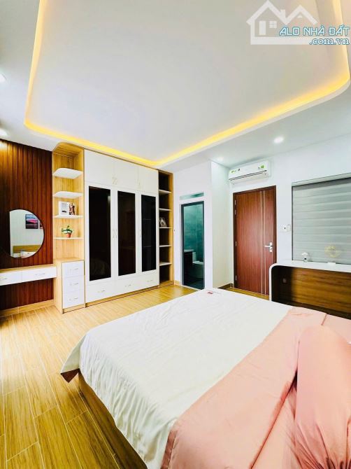 Bán nhà 6 tầng có thang máy, khu đồng bộ đẹp gần bờ kè Tham Lương, Gò Vấp, giá chỉ 8 tỷ - 2