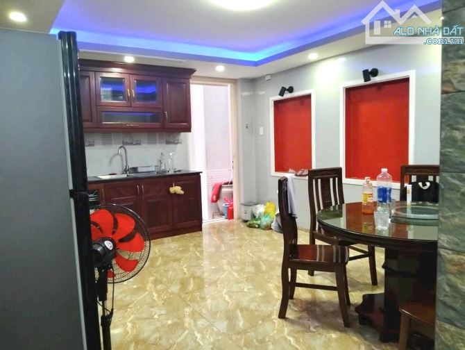🏡🔥HẺM XE HƠI🔥NGAY CHỢ BÀ CHIỂU💥65M2💥NGANG 4.5M - VUÔNG VỨC - 10PN - CHỈ 10.xTỶ TL🔥🔥 - 2