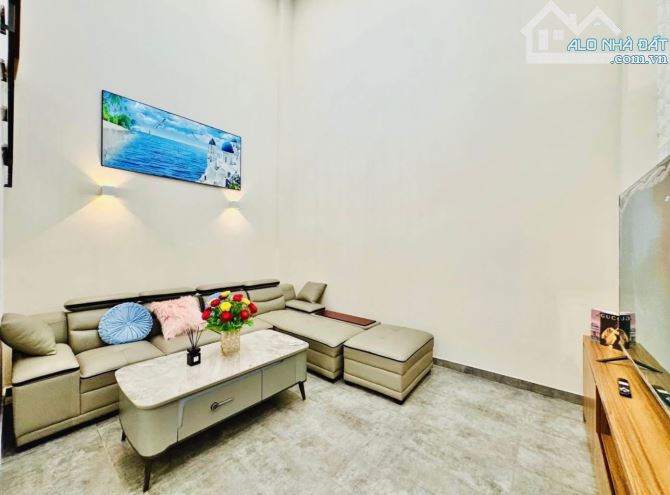 Đi định cư bán nhanh căn nhà đường Diệp Minh Châu,Tân Sơn Nhì,Tân Phú-Giá:4tỷ920/78,2m2 - 2