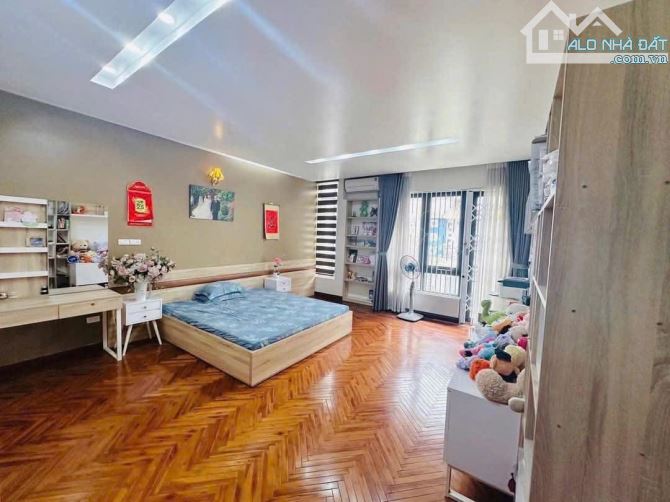 Cho thuê nhà KĐT Văn Quán 90m x 5 tầng FULL nội thất 25 triệu - 2