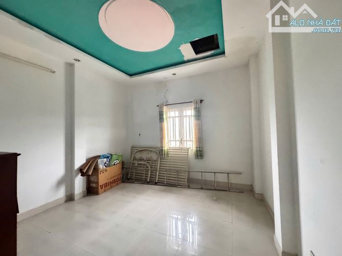 Hiếm bán nhà 4 tầng, hoàn công chuẩn, đường rộng 7m ngay gần Hoàng Diệu 2, vuông vức - 2