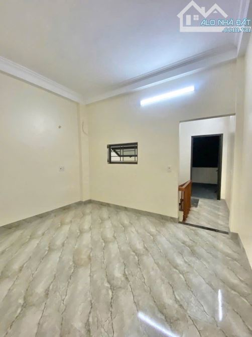 Bán nhà trong ngõ đường Trần Huy Liệu - 2
