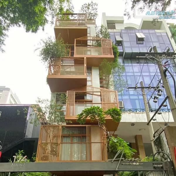 Siêu Tòa nhà MT Nam Kỳ Khởi Nghĩa Phường 6 Quận 3, 550tr/tháng, 140 tỷ - 2
