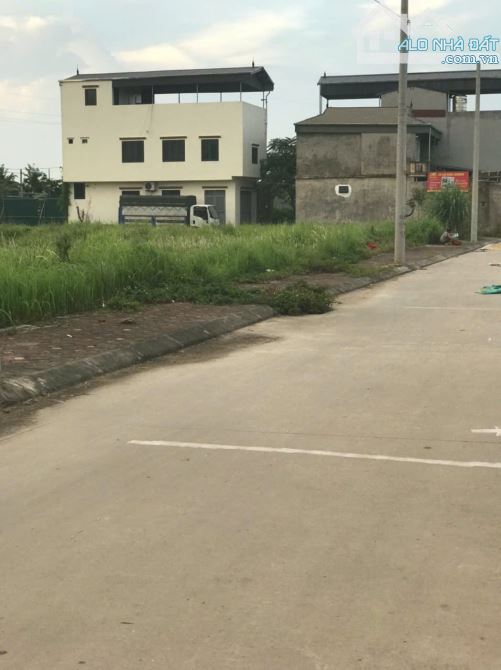 BÁN GẤP 80M ĐẤT ĐẤU GIÁ KHÁNH HÀ THƯỜNG TÍN P.LÔ ÔTÔ TRÁNH VỈA HÈ CHỈ 5.1 TỶ - 2