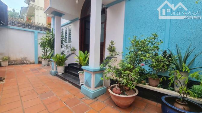 Bán biệt thự vườn đường số 14 dương Quảng hàm phường 5 quận gò vấp - 2