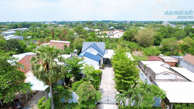 Đất Lớn 2.500m² Kèm Nhà Vườn Đẹp Tại Đức Hòa, Long An - Giá Tốt! - 2