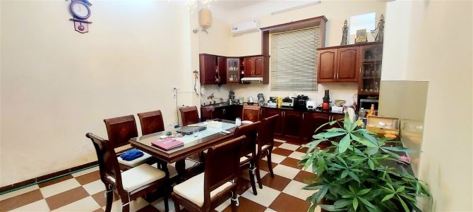 42m*5T, giá 17.7tỷ-PHÂN LÔ KINH DOANH - HUỲNH THÚC KHÁNG-ĐỐNG ĐA-ô tô tránh, vỉa hè - 2