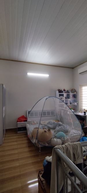 Bán nhà Đội Nhân Ba Đình. Sổ vuông 42m, 3 tầng MT5m5 Giá 14 tỷ Ngõ ô tô tránh. đầu tư đẹp - 2