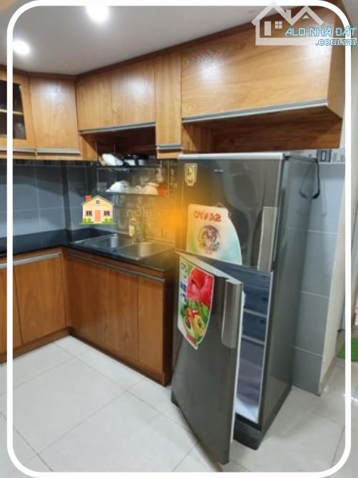 Bán Nhà Đường Cao Thắng, Quận 3 – Căn Góc 2 Mặt Hẻm Thoáng – Giá Chỉ 9.x Tỷ - 2