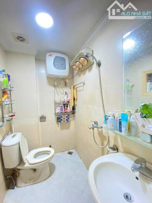 🔥PHÂN LÔ TRƯỚC NHÀ ÔTÔ TRÁNH-NGÕ THÔNG KD-PHỐ CHỢ VỈA HÈ-VIEW HỒ-Lạc Long Quân 45mx13.6Tỷ - 3
