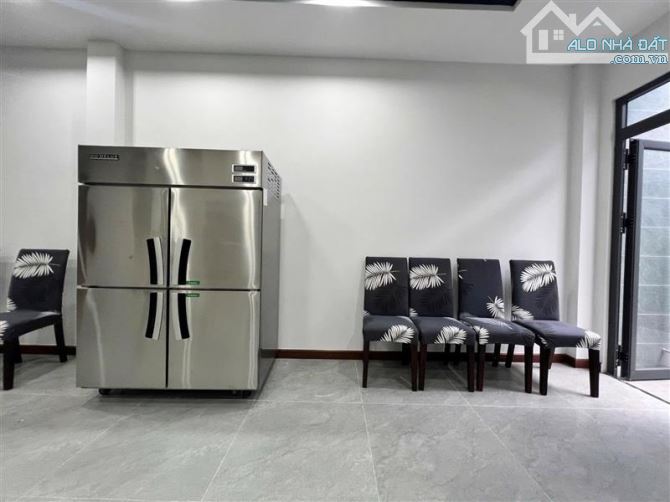 Nhà mới 4 tầng 125m2 ngang 5.2m khu làng đại học ABC Lê Văn Lương Phước Kiển chỉ 12 tỷ - 3