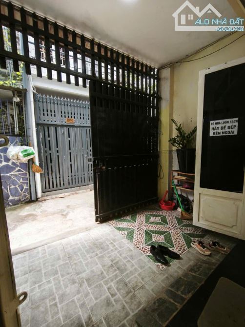 Nhà 1,5 tầng Đường Thạnh Lộc 15 / P. Thạnh Lộc, Quận.12 dt 24,5m2 (4mx9m),48,8m2 sàn 💵2,9 - 3