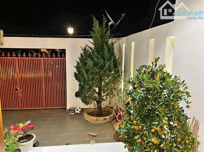 Chỉ Hơn 10 Tỷ sở hữu ngay căn Villa diện tích lớn(6.2x25) Gần Trung Tâm, Khu vực An Ninh . - 3