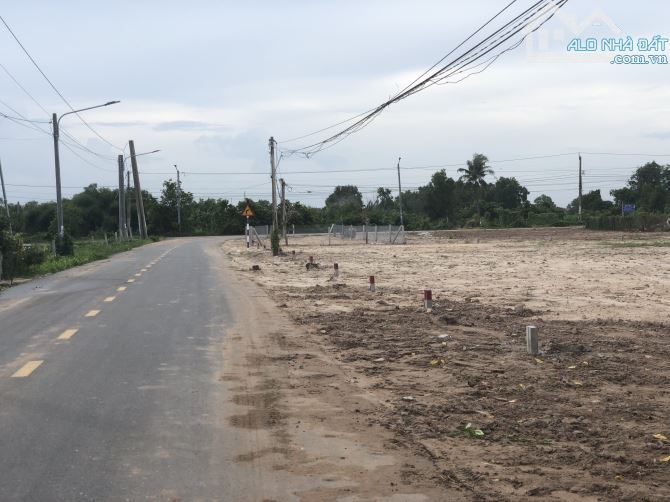 Thị trấn Phước Hải- 173m2-ngang 5,7m sâu 30m- sẵn 80 thổ cư Sổ sẵn, pháp lý chuẩn Giá 1ty3 - 3