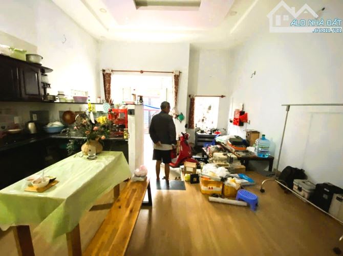 BÁN NHÀ MẶT TIỀN 6M x 18.5M, 3PN, Ở NGAY, HẺM 1 TRỤC 20M RA NGUYỄN XIỂN, Q9, CHỈ 4.58TỶ - 3