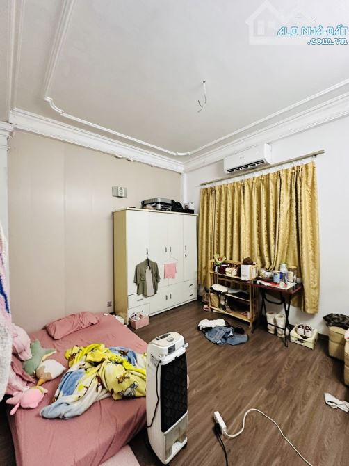 Bán nhà phân lô Nguyễn Chí Thanh. 41m2 x 5T, MT 4,1m. Hai thoáng, oto. Dòng tiền. 17,9 tỷ. - 3
