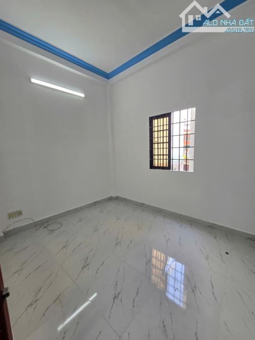 Bán gấp nhà hẻm 8m 50/63 đường Nguyễn Quý Yêm 4x12m 2 lầu 3Pn giá 5.3 tỷ ( giá tốt ) - 3
