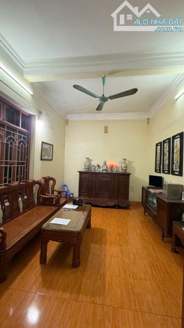 THÔN VÀNG CỔ BI - DIỆN TÍCH RỘNG Ở SƯỚNG - Ô TÔ VÀO TẬN SÂN - MẶT TIỀN LÝ TƯỞNG - 3