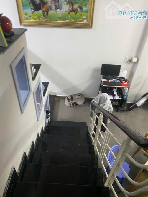Căn Sát Góc Ngay QUốc Hương 71 m2, 3 Lầu CHO THUÊ RẤT TỐT ĐƯỜNG LỚN THÔNG LÊ VĂN MIẾN Nhỉn - 3