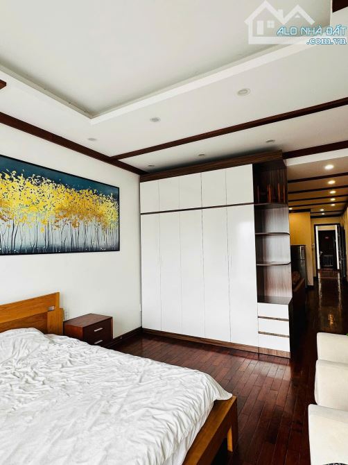 Căn hộ full đồ mặt phố Ngô Sĩ Liên - Đống Đa - ô tô đỗ cửa - ban công rộng - 11.5 triệu/th - 3
