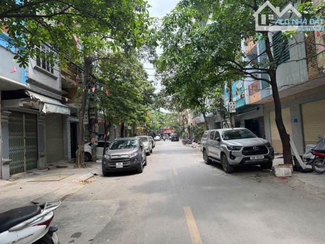 CẦN BÁN GẤP NHÀ MẶT PHỐ TRẦN ĐĂNG NINH-KINH DOANH,NHÀ DÂN XÂY,DT 40M-5 TẦNG,NHỈNH 13 TỶ - 3