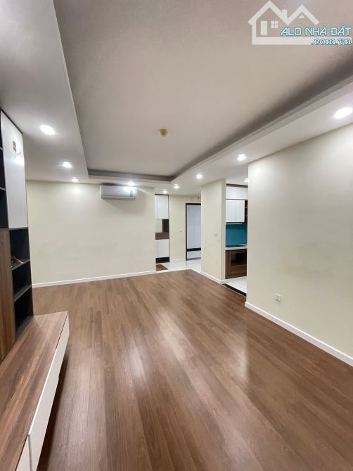BÁN CHUNG CƯ SỐ 1 TRẦN THỦ ĐỘ, 2PN ĐỦ CÔNG NĂNG, 3 THOÁNG,Ở HOẶC CHO THUÊ 90M2 GIÁ 5.95 TỶ - 3