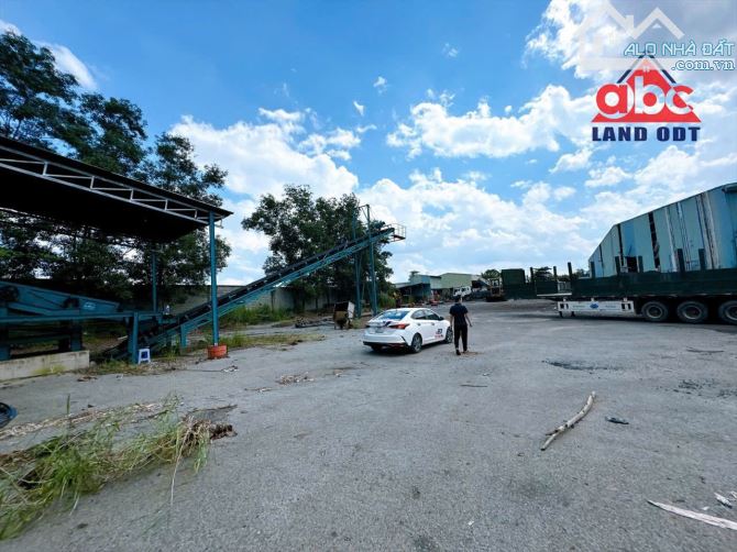 HN062 ( X033 )  Bán xưởng sản xuất CN nặng với tổng diện tích khuôn viên lên tới 3ha - 3