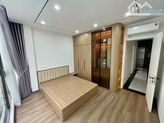 BÁN NHÀ ĐẸP MỚI TOANH NGỌC THỤY LONG BIÊN 6 TẦNG THANG MÁY 45M HƠN 9 TỶ LÔ GÓC - 3