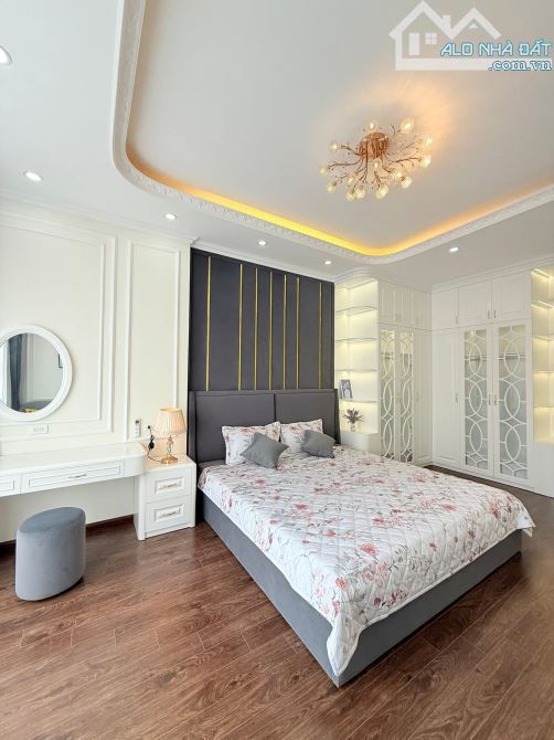 Bán nhà Nguyễn Thanh Bình – Kinh doanh đỉnh – Thang máy – Full nội thất – 55m2 – 17.6 tỷ - 3