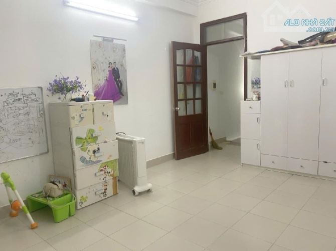 BÁN GẤP NHÀ BÙI XƯƠNG TRẠCH - OTO ĐẬU CỬA- 38M2- MT4m - 4 TẦNG - 6TỶ (Bán trong tuần) - 3