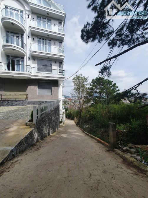 Cần Bán Lô Đất Thổ Cư Có View Đẹp Hai Mặt Tiền Đường Trịnh Hoài Đức- P11 Đà Lạt. - 3