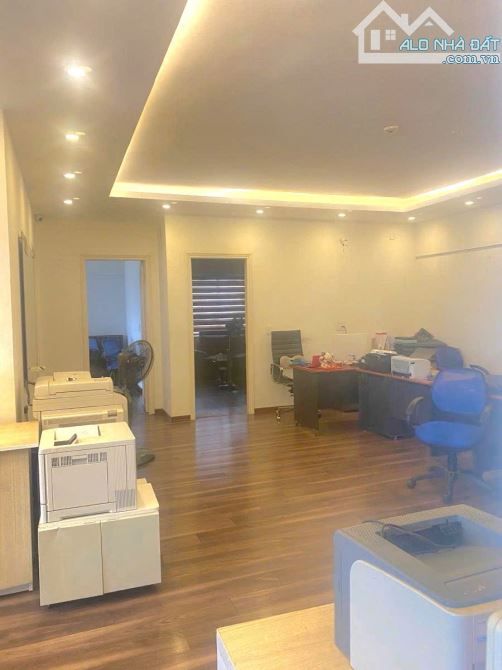 Bán căn hộ chung cư 101 Láng Hạ, Đống đa 3pn sửa đẹp full nt giá tốt - 3