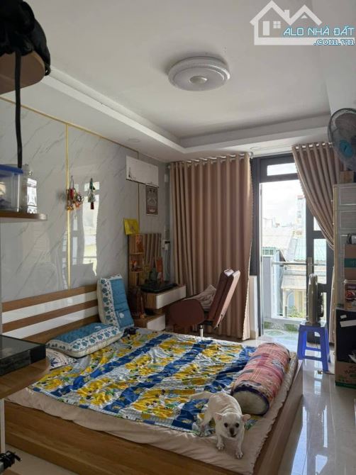 Nhà đẹp 4 tầng,45m2,sát mặt tiền,ngay chợ Xóm Mới, P.16,Gò Vấp:giá chưa tới 5 tỷ - 3