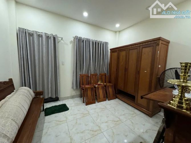 NHÀ 5 TẦNG ĐẸP - NGAY CÔNG VIÊN -  VIEW GÓC ĐẸP - PHẠM VĂN CHIÊU - 3