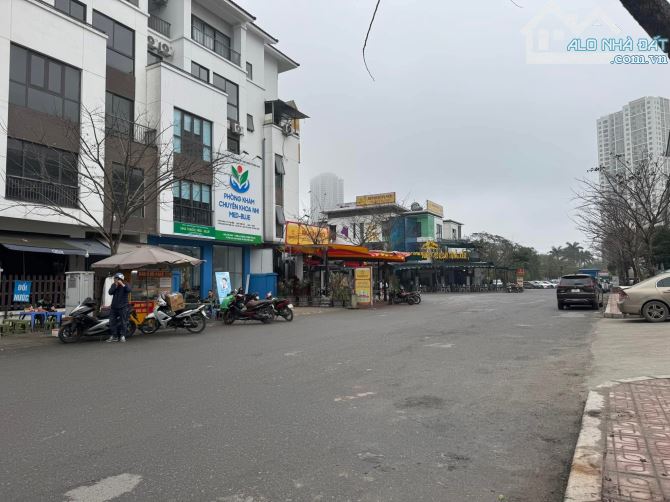 BÁN BIỆT THỰ LIỀN KỀ HOÀNG THÀNH - MỖ LAO - HÀ ĐÔNG 152m2 - 5T THANG MÁY - MT 7m - 49 TỶ - 3