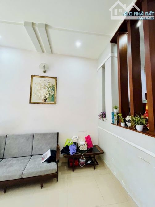 NHà Bán gấp giáp Quận 10,đường 3/2-gần 40M2-3 Tầng -Giá chỉ nhỉnh 6Ty xíu còn TL‼️❤️ - 3