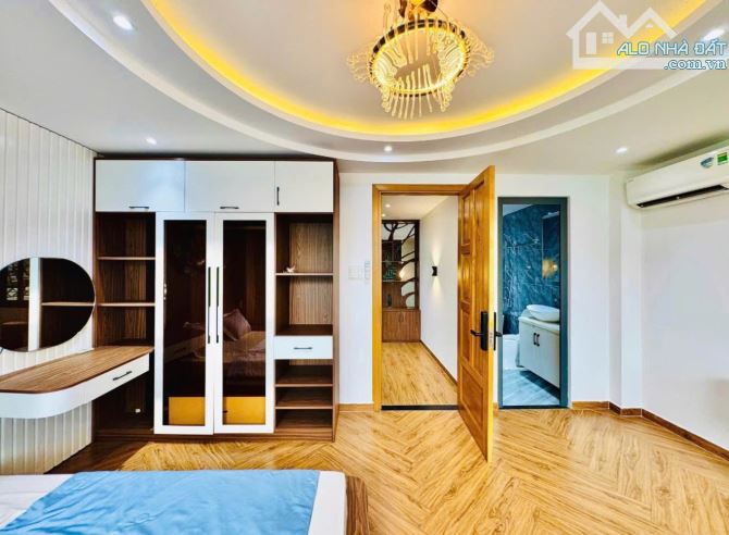 Bán nhà dòng tiền cho thuê 23triệu ngay Bùi Thị Xuân,P1,Tân Bình-Giá:4tỷ470/63m2(4,5x 14) - 4