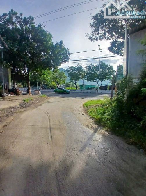 Bán lô đất đẹp mặt tiền đường Trần Đăng Ninh , xã Phước Đồng  Ngang 12m full thổ - 4