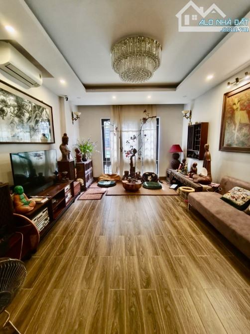 Bán Nhà Ngọc Thuỵ 62m2-hơn 11 tỷ-Mt 4.5m-5 tầng-DÂN XÂY-Ô TÔ THÔNG-KINH DOANH- SẦM UẤT - 4