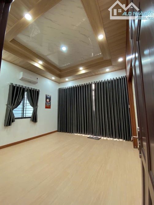 Biệt thự hẻm nhựa thông 7 m cạnh đường Phú Thuận Quận 7. 7*37, hơn 16 tỷ. - 4