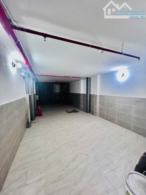Bán CHDV 4 Tầng + Thang máy MT đường HÀNG TRE LONG THẠNH MỸ Q9 DT: 170m2 Giá 21.5 Tỷ - 4