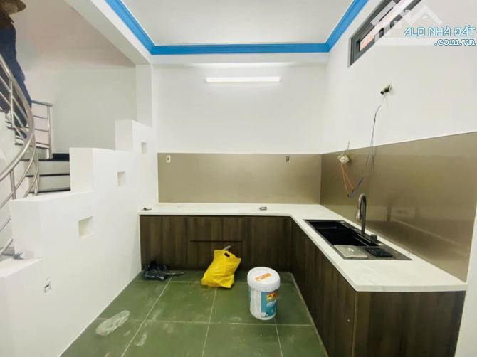 Bán gấp nhà hẻm 8m 50/63 đường Nguyễn Quý Yêm 4x12m 2 lầu 3Pn giá 5.3 tỷ ( giá tốt ) - 4