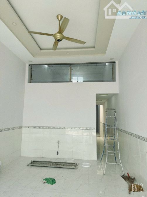 Nhà trệt đúc lửng góc 2MT đường TCH 03, DT 4x22m giá 5,7 tỷ TL - 4
