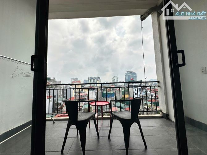 Căn hộ full đồ mặt phố Ngô Sĩ Liên - Đống Đa - ô tô đỗ cửa - ban công rộng - 11.5 triệu/th - 4