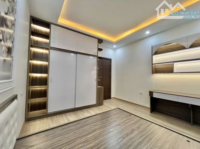 Bán nhà riêng Cao Viên ô tô đến cửa ngay gần dự án Vin 2,85 tỷ VND, 37m2, 3 PN, 3 PT - 4