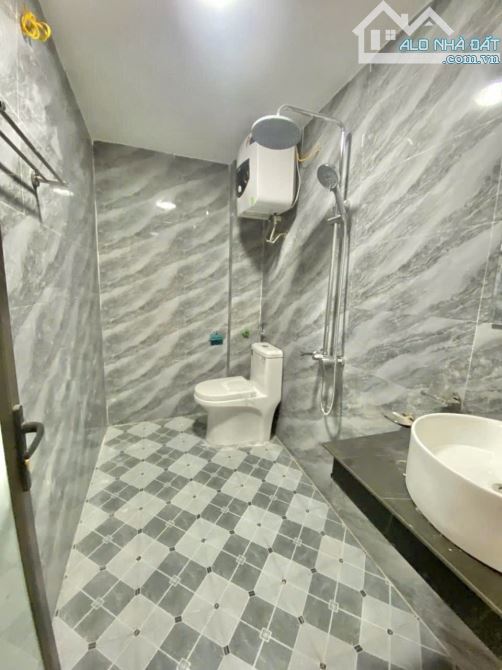 Bán nhà trong ngõ đường Trần Huy Liệu - 4