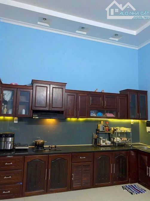 NHÀ HẺM TRƯƠNG ĐĂNG QUẾ ĐƯỜNG 2 Ô TÔ TRÁNH NHAU: GIÁ 3.85 tỷ - 4